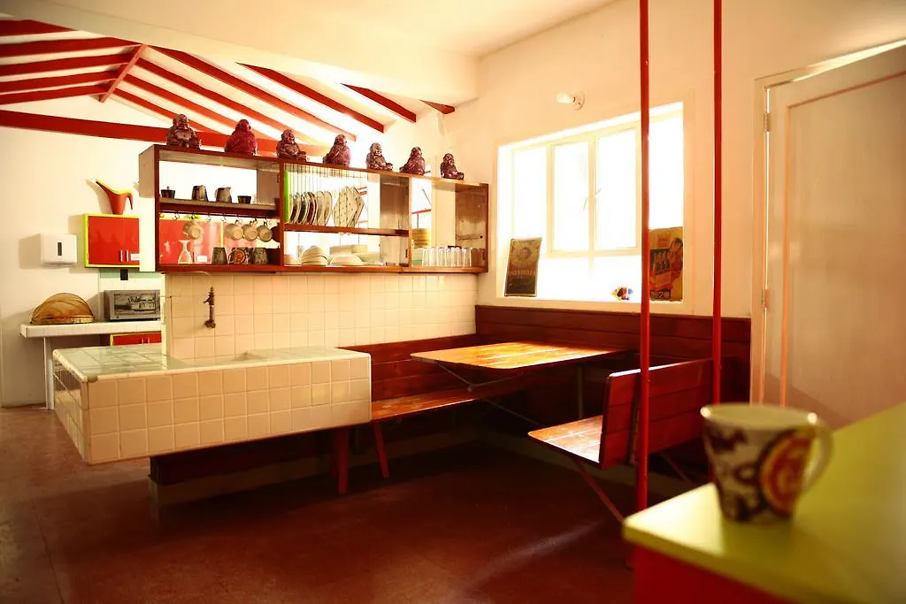 Buddha Hostel Medellin-1